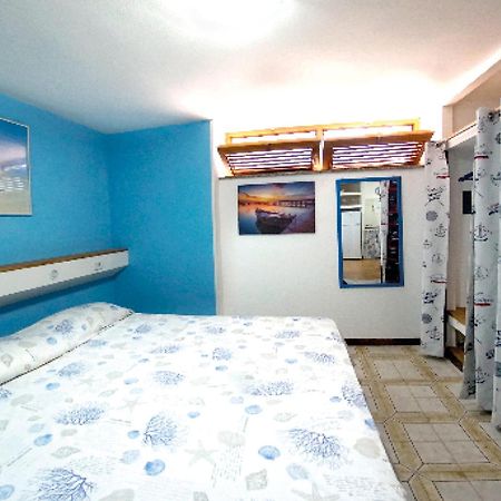 Appartamento In Villa Valentini, Fronte Mare, Giardino E Parcheggio Privato, Wifi, Dotato Di Tutti I Confort, Nel Golfo Di Gaeta Minturno Zewnętrze zdjęcie
